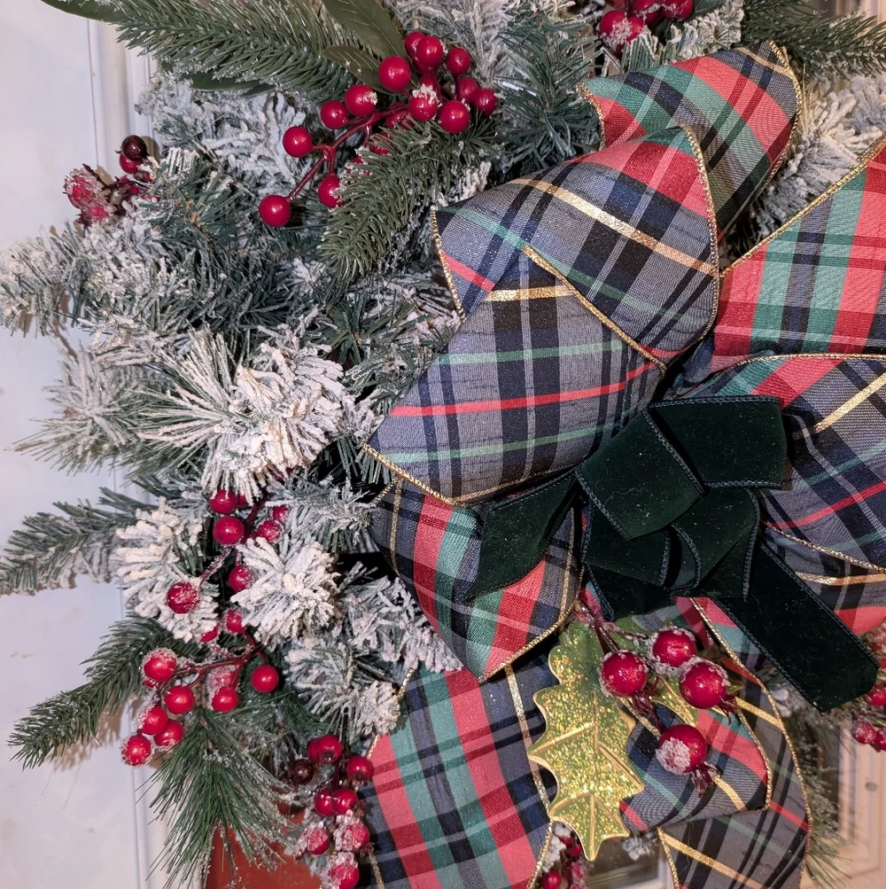 Festive Plaid Holiday Wreath with Red Accents